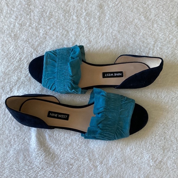 Blue Nine West Flats - Picture 2 of 5